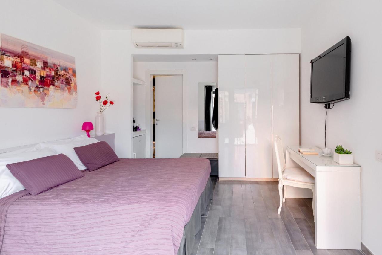 Rhome Accomodation Рим Екстериор снимка