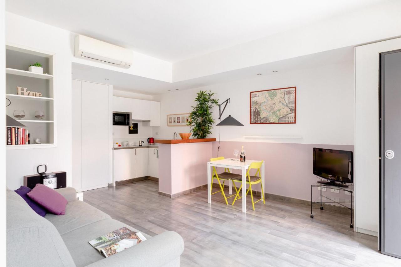 Rhome Accomodation Рим Екстериор снимка